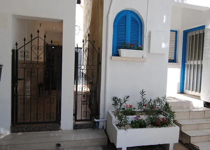 La C شقة لارنكا