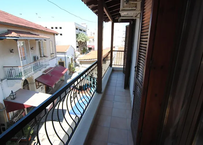 La C Apartamento Lárnaca